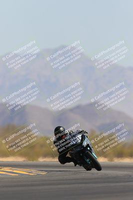 media/Apr-09-2023-SoCal Trackdays (Sun) [[333f347954]]/Turn 14 (1015am)/